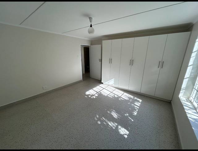 5 BEDROOM HOUSE FOR SALE IN NOORSEKLOOF